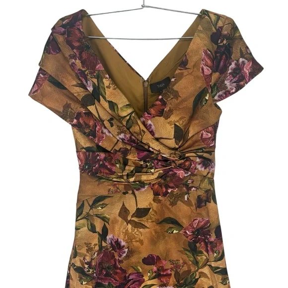 NWOT THEIA Nina Twist Drape A Line Gown in Gilded Poppies - Picture 6 of 14